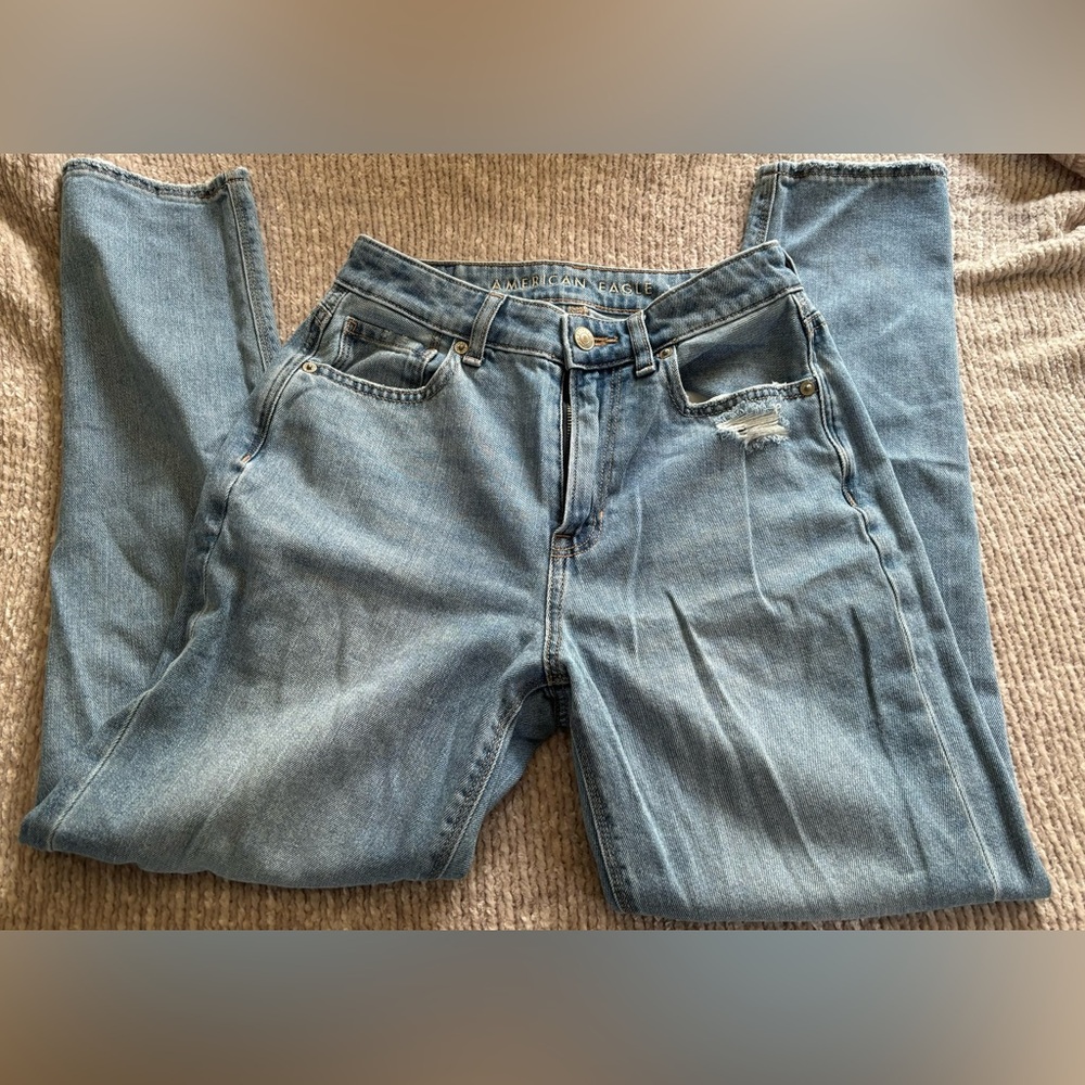 American Eagle Mom Jeans